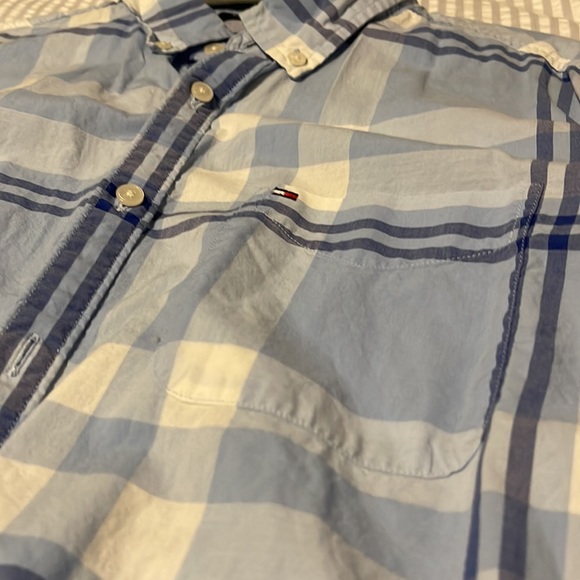 Tommy Hilfiger dress shirt - Picture 2 of 3